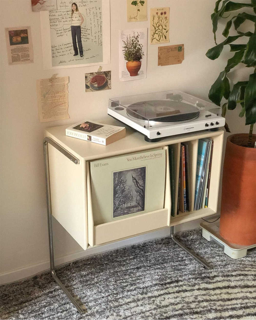 Butter stainless magazinerack side table (버터 스테인레스 매거진랙 사이드 테이블)