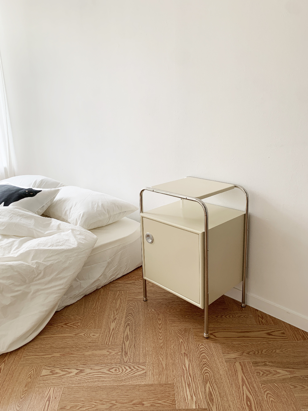 Butter morena side table (버터 모레나 사이드 테이블)