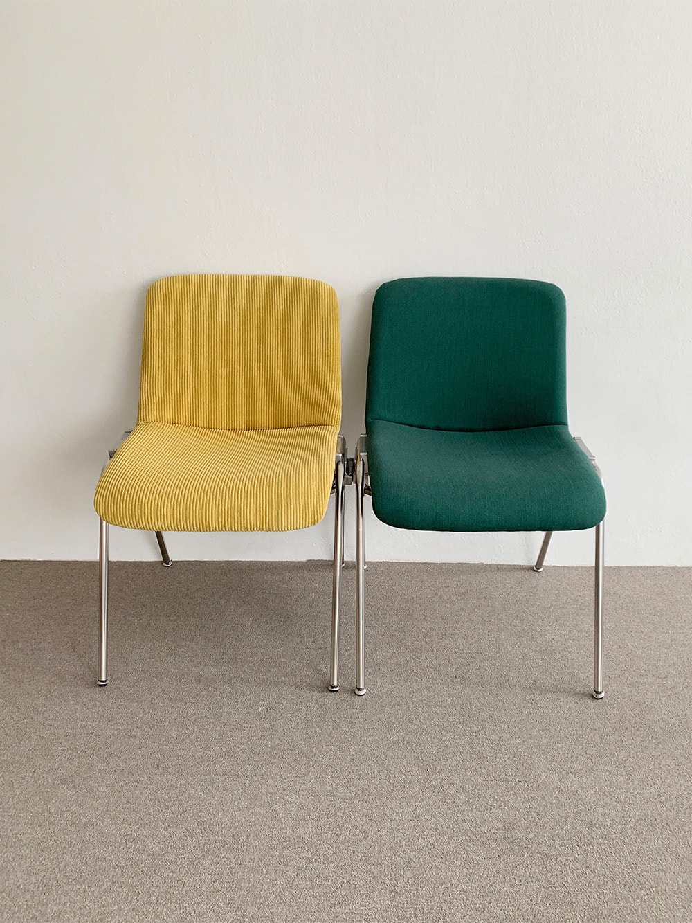 Classic to MOG chair (클래식 투 모그 체어)