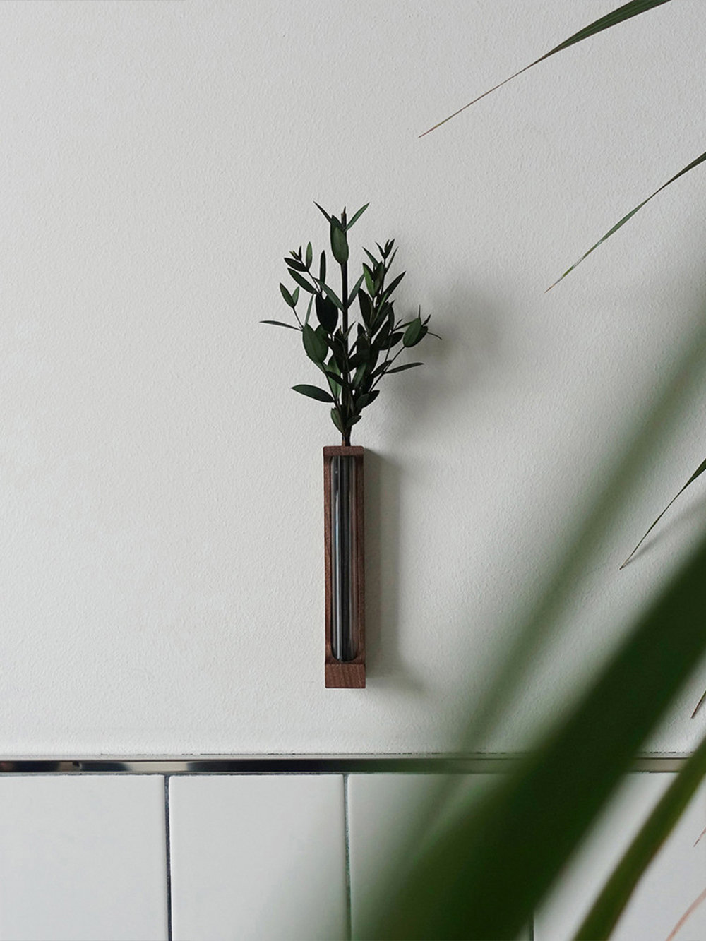 Wall hanging wood diffuser_eucalyptus (인테리어 벽걸이 원목 케이스 디퓨저_유칼립투스)