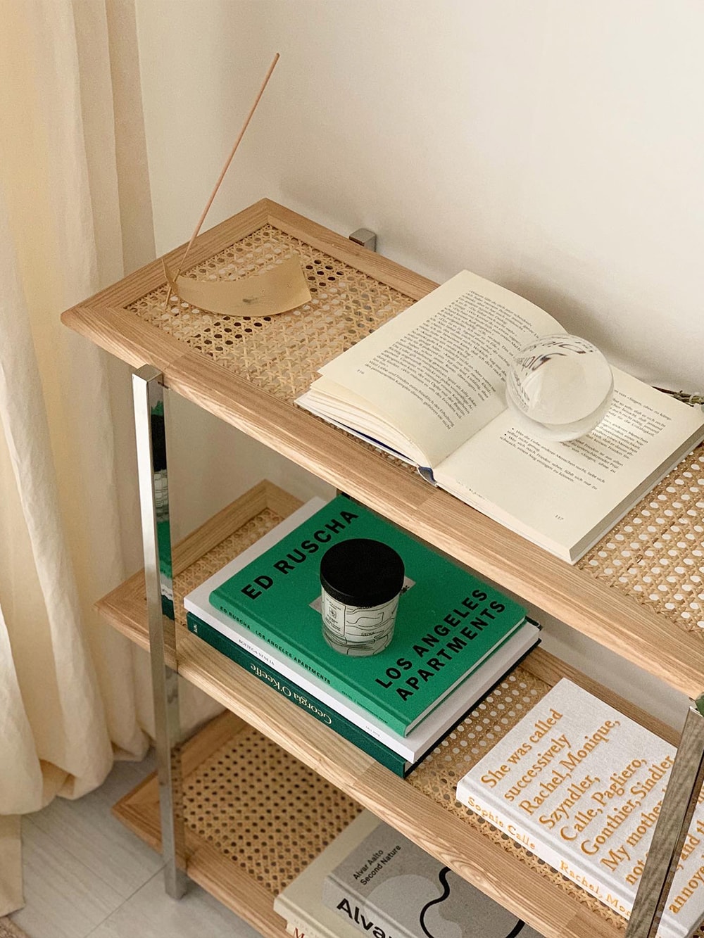 Stainless cane 3-tier shelf (스테인레스 케인 3단 선반)