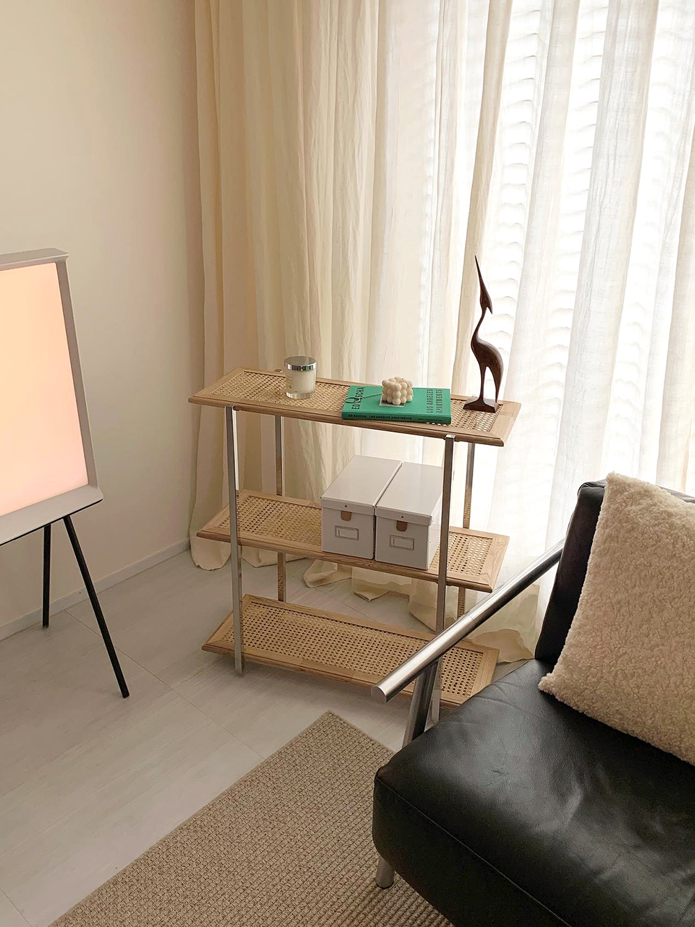 Stainless cane 3-tier shelf (스테인레스 케인 3단 선반)
