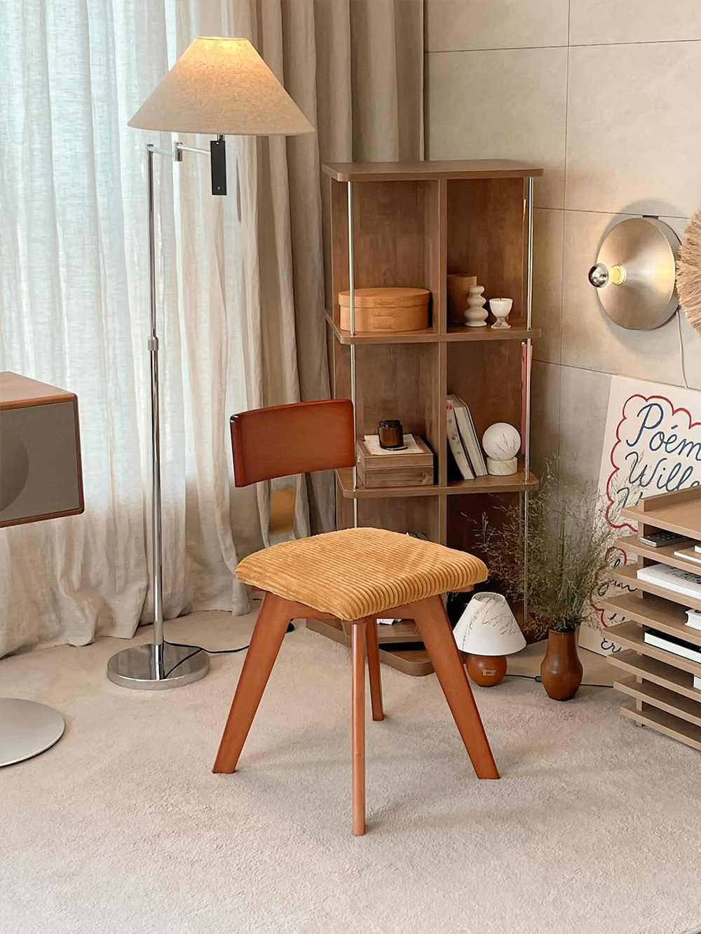Caramel corduroy chair (캬라멜 코듀로이 체어)