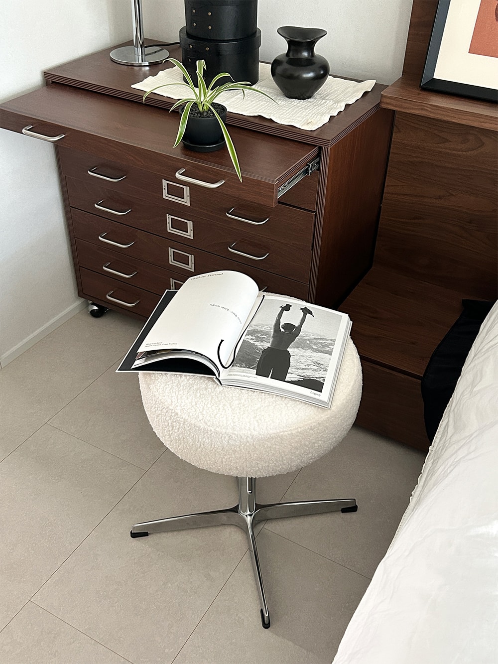 Meringue fabric stool (머랭 패브릭 스툴)