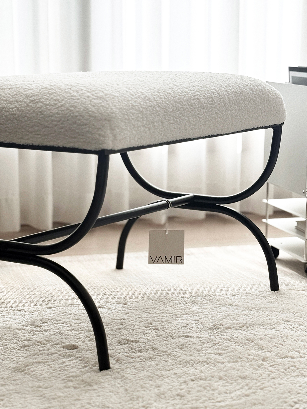Whipping fabric stool (휘핑 패브릭 스툴)