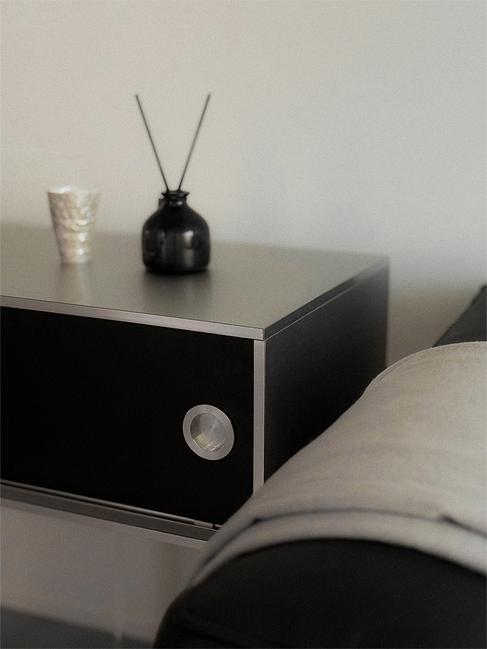 Silver morena console (실버 모레나 콘솔)