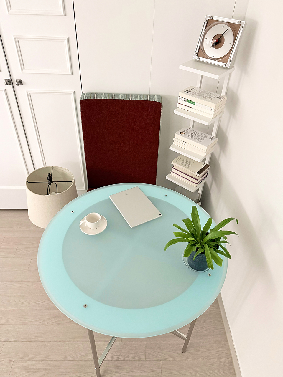 [8월 하순 순차 발송] Soda pop acrylic table (소다팝 아크릴 테이블)