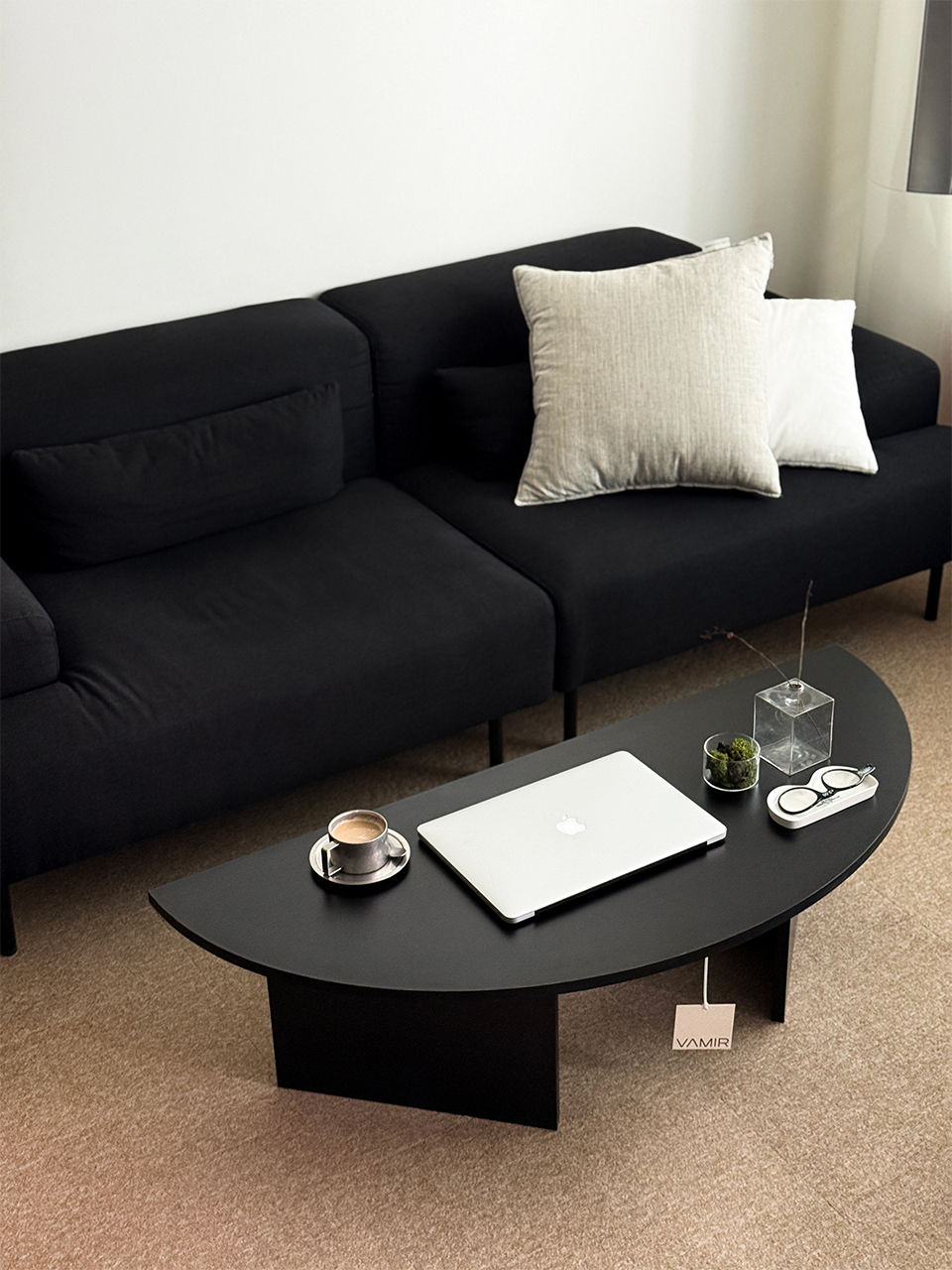 Halfmoon wide sofa table (하프문 와이드 소파 테이블)