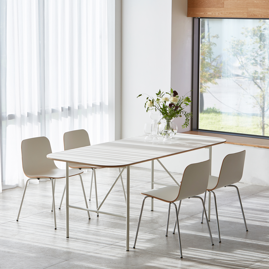 M-80 1800 Table