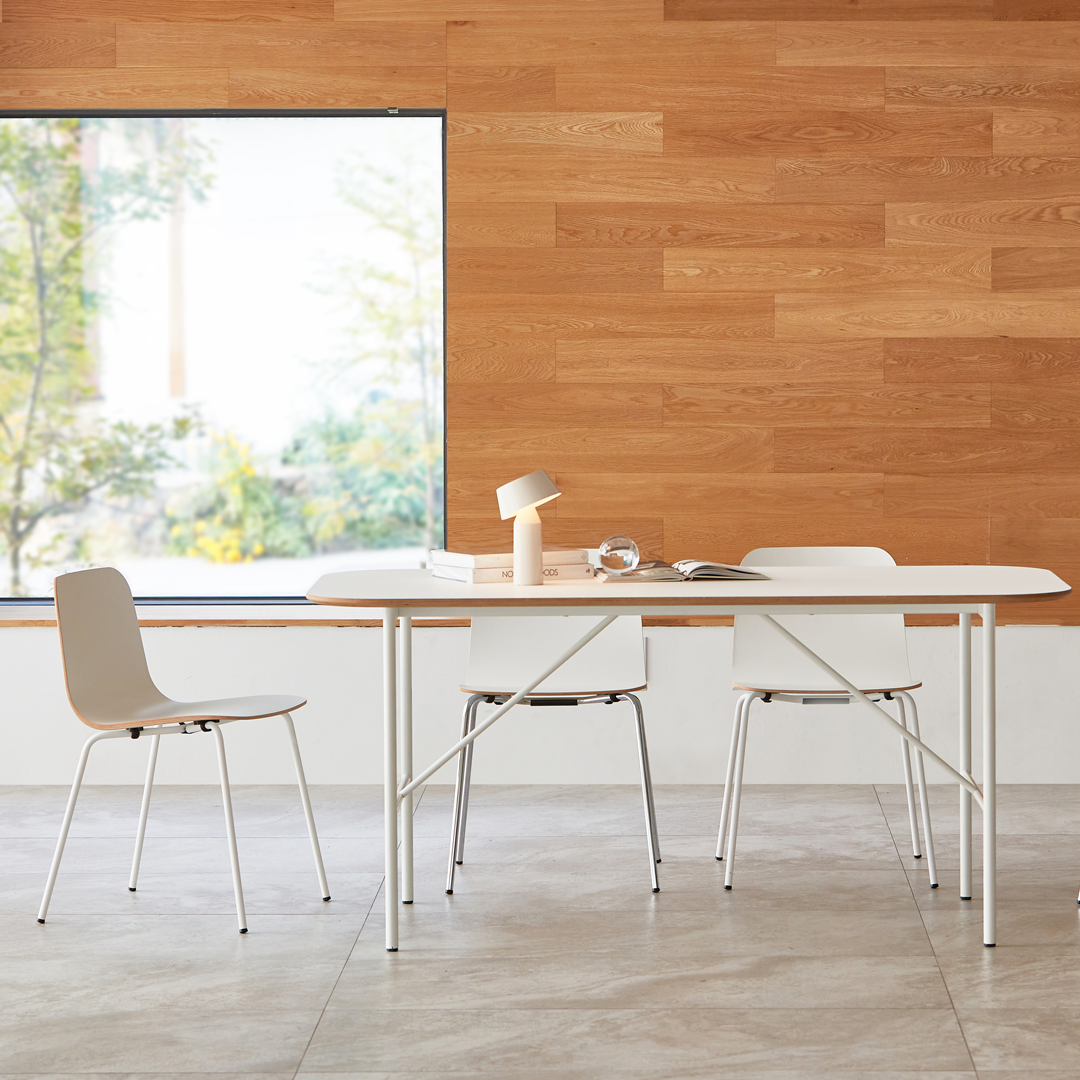 M-80 1800 Table