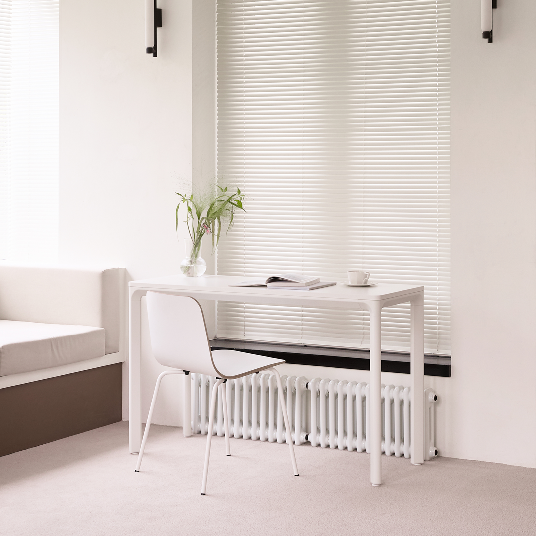 EDGE Basic Desk (1200x450)