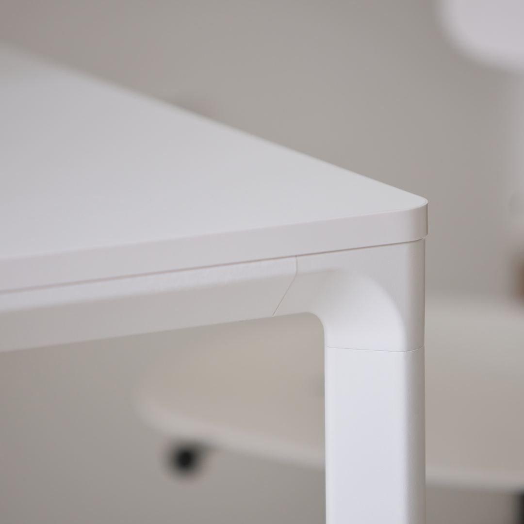 EDGE Basic Desk (1000x600)