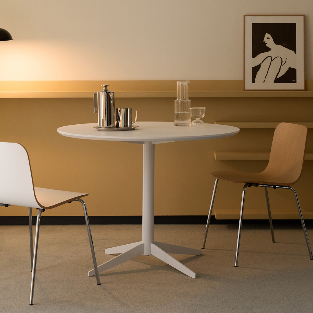 M-30 1000 Round Table