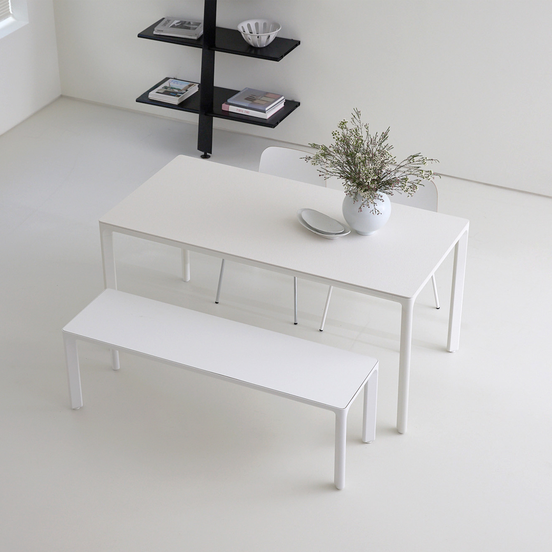 EDGE Ceramic Table 1990