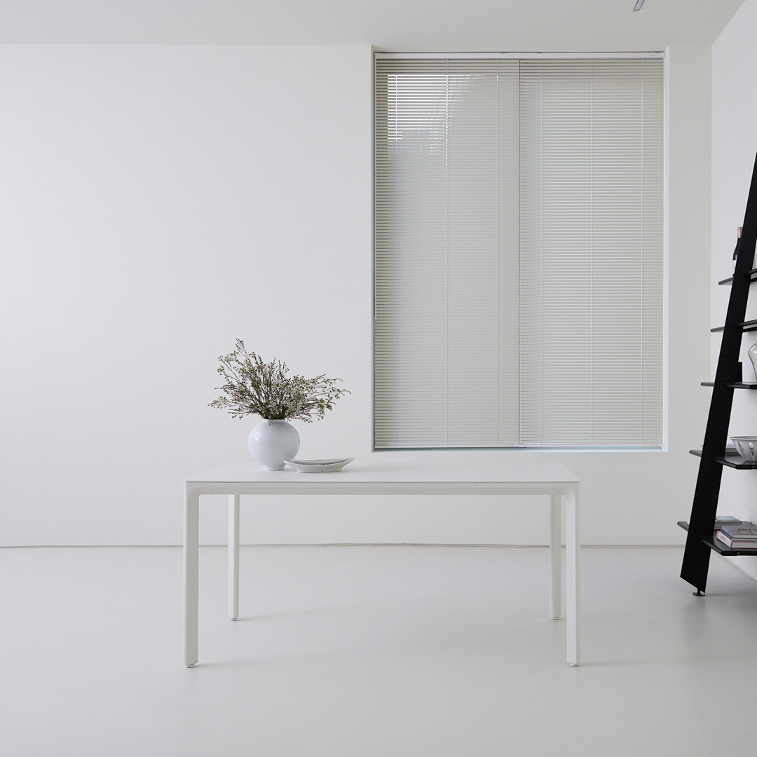 EDGE Ceramic Table 1990