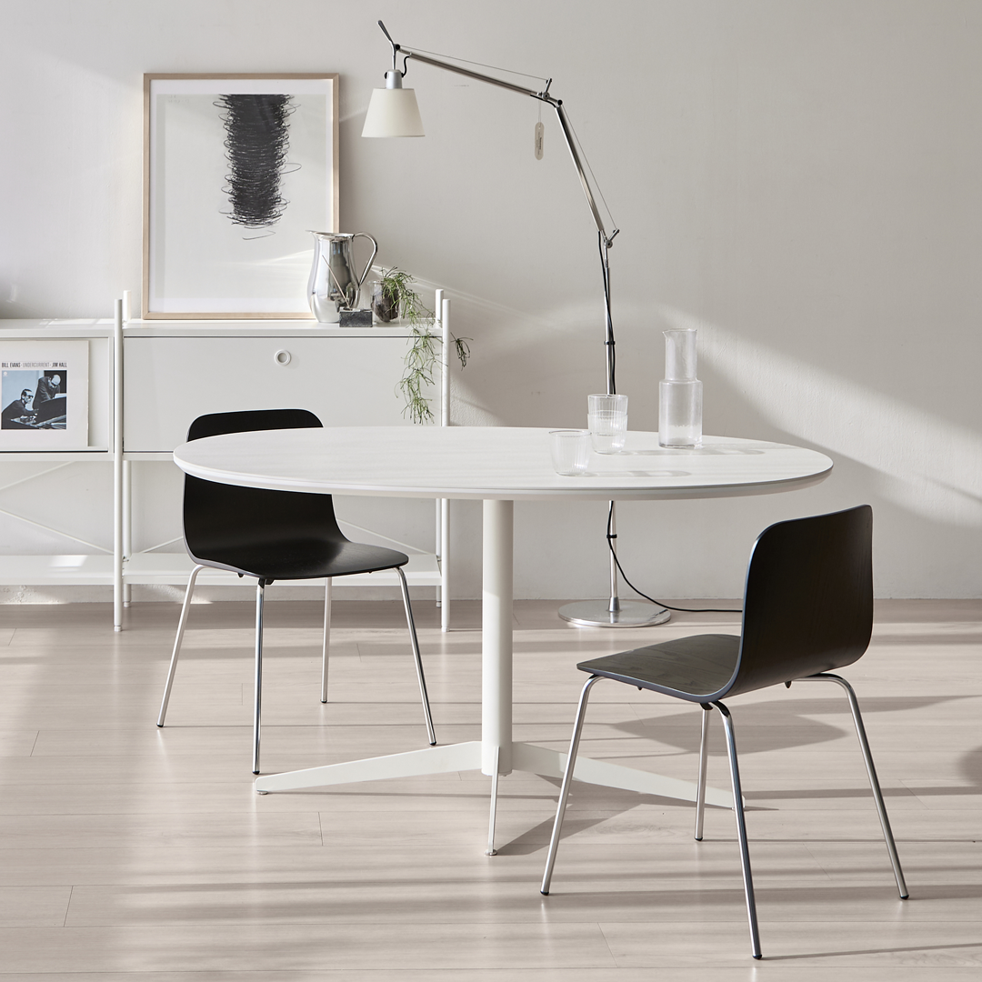 M-30 1400 Oval Ceramic Table