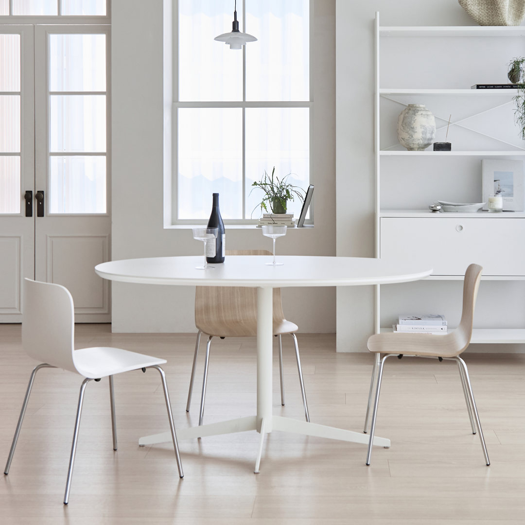 M-30 1400 Oval Ceramic Table
