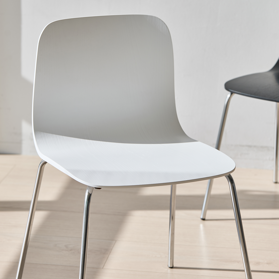 New M-80 Chair (3 color)