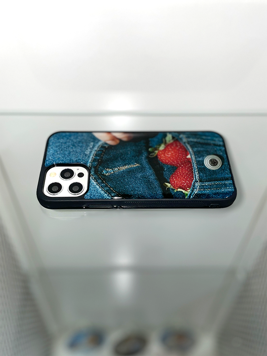 Strawberry Guy [epoxy]