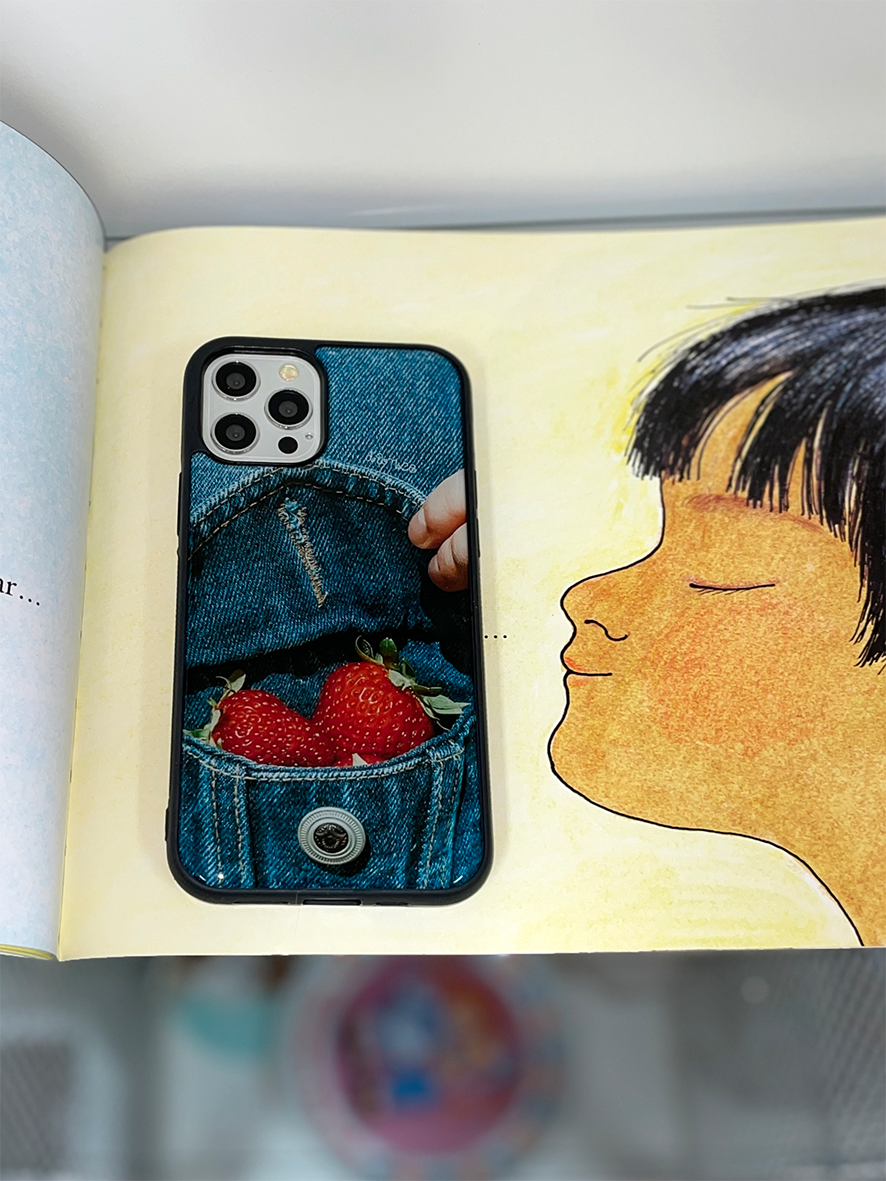 Strawberry Guy [epoxy]