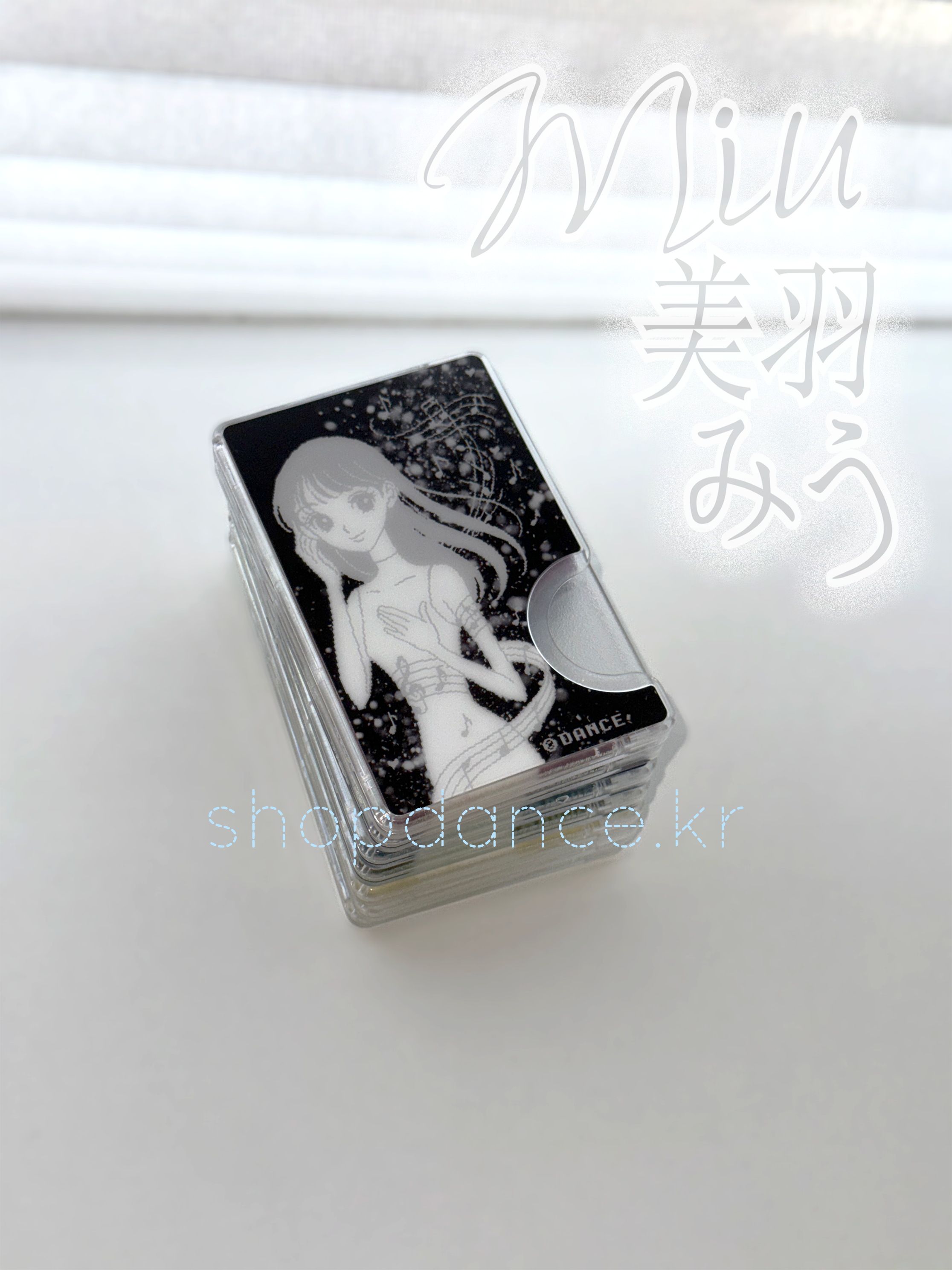 t.o.t 'Miu' Magsafe card pocket