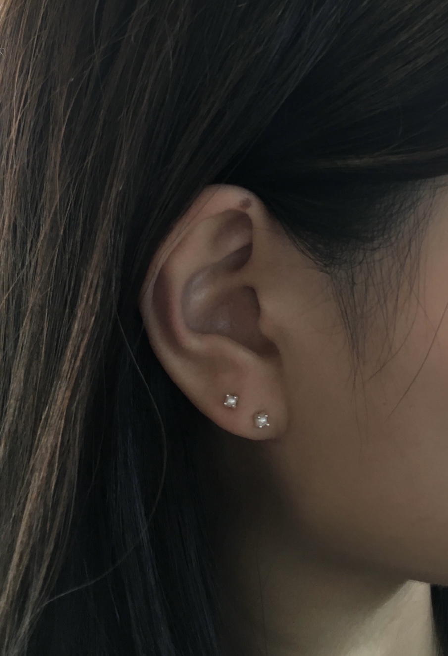 925silver • tiny pearl earring
