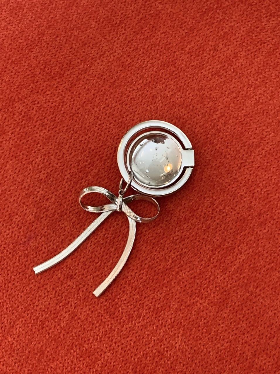 Orb ribbon ring