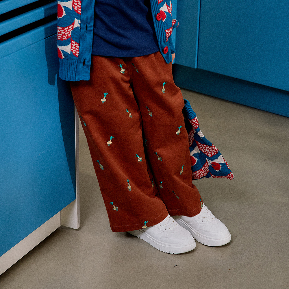 ONION PANTS -BROWN