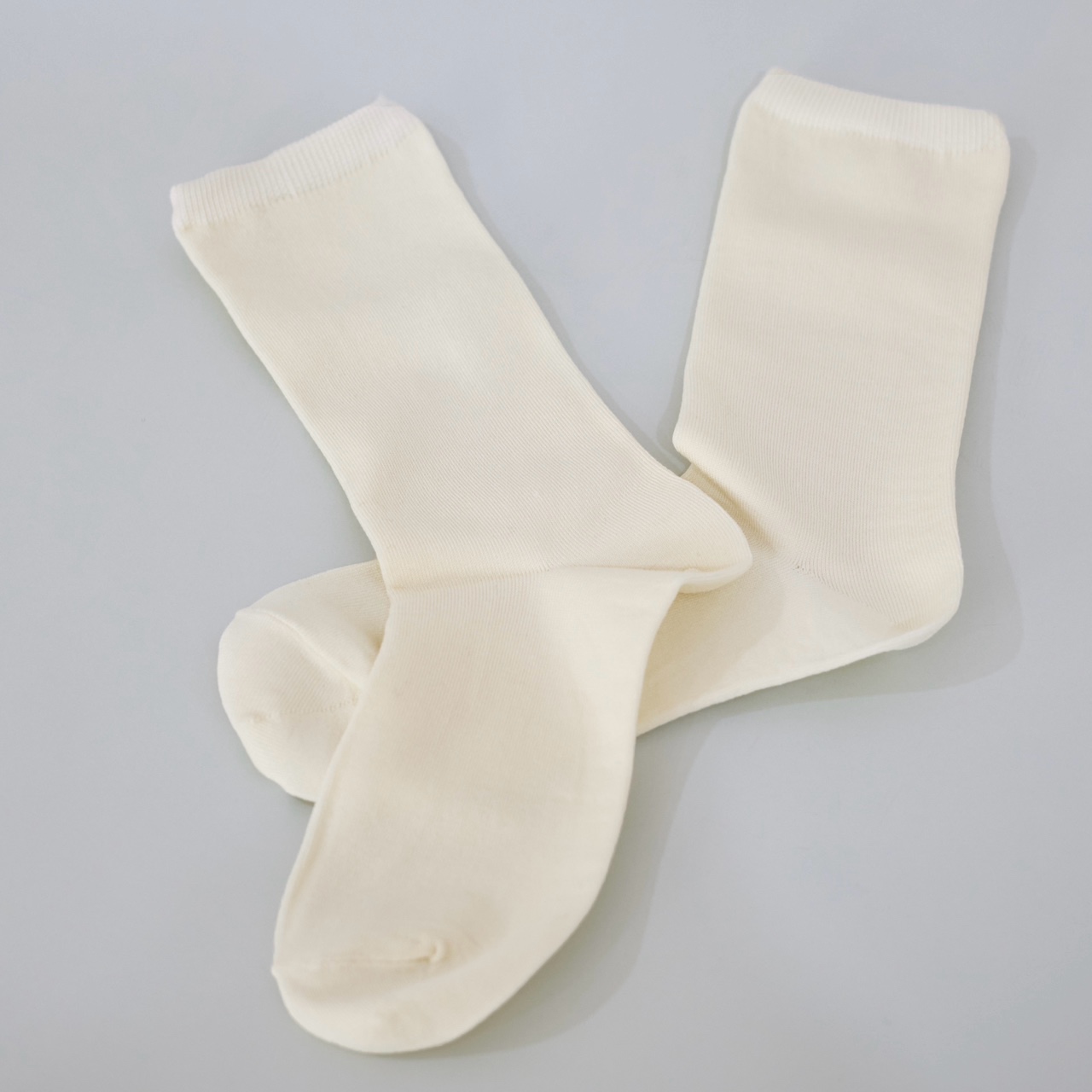 Mini puff socks