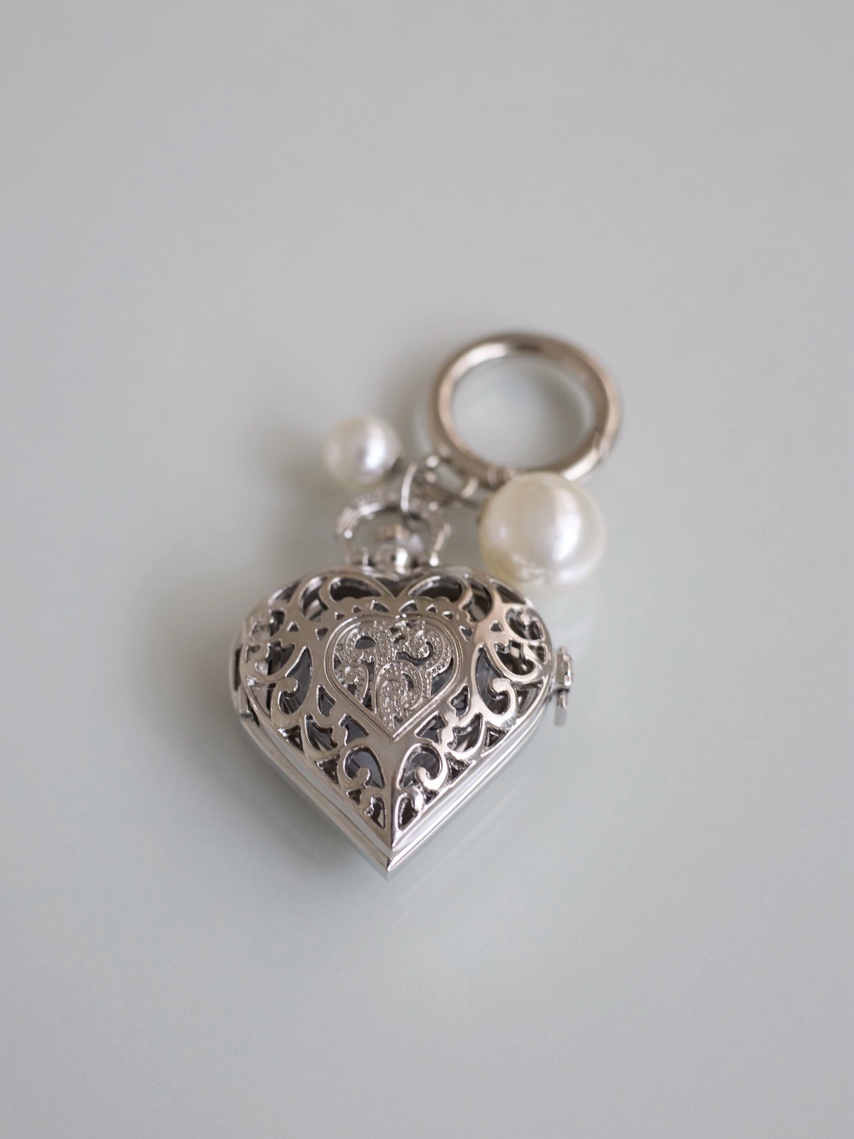 Love on clock keyring