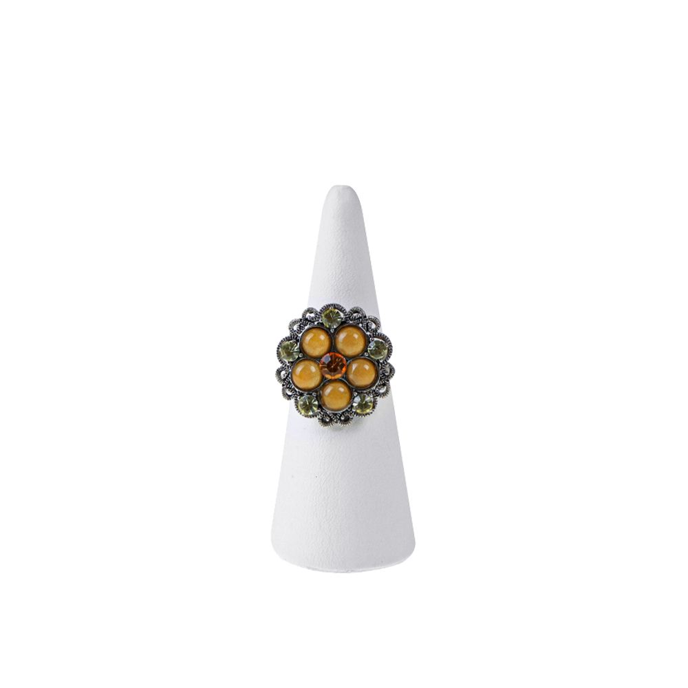 인조가죽 일체형 꼬깔 반지 진열대 화이트 3x3x7cm