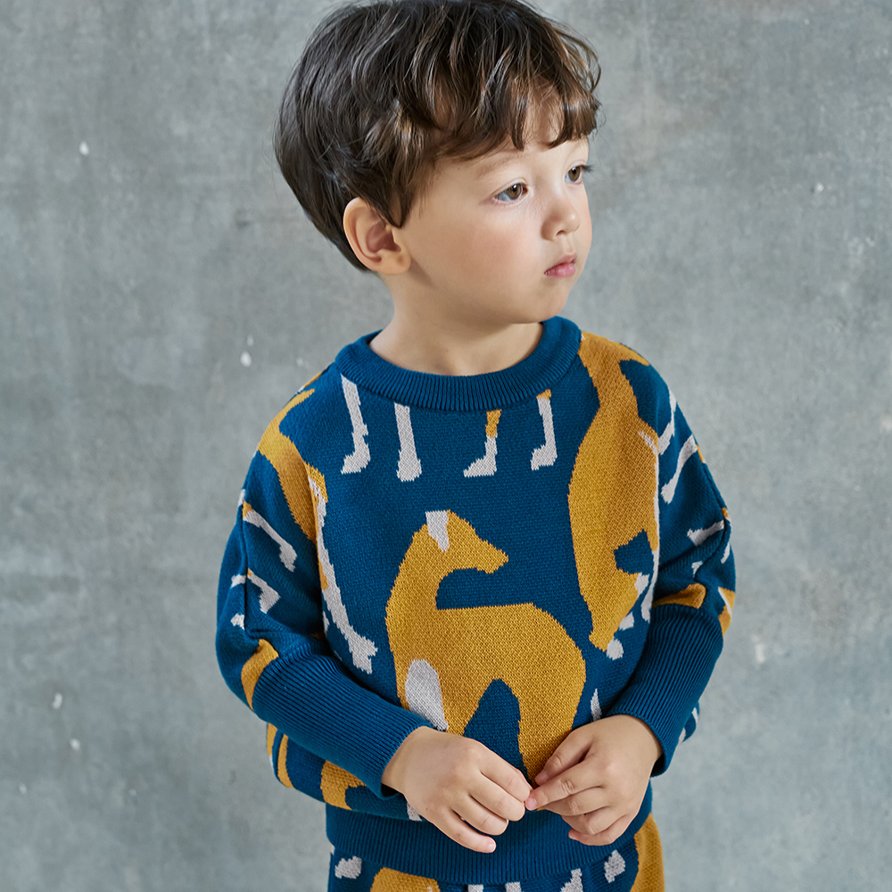 GREYHOUND TOP