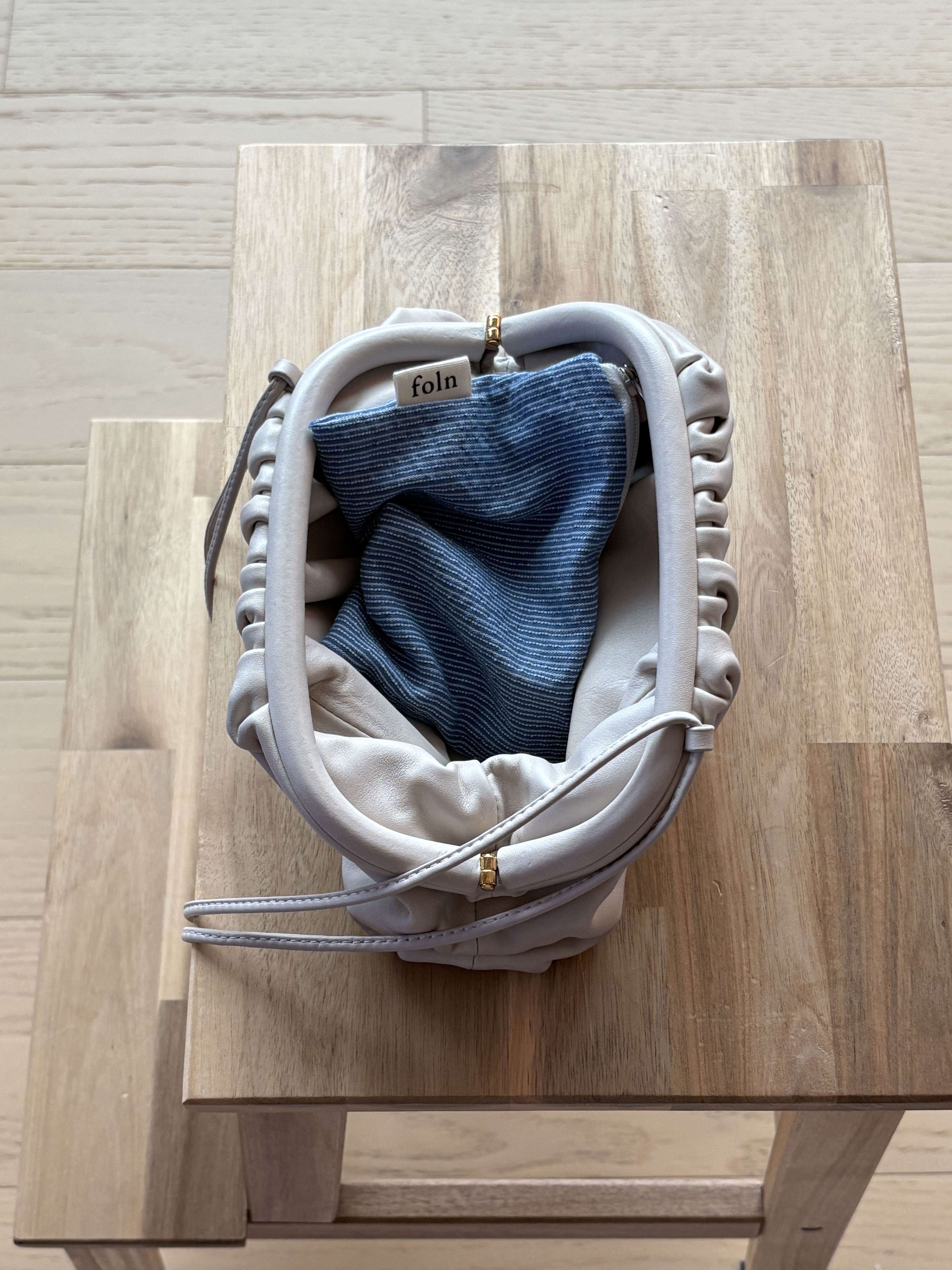 rainy day pouch
