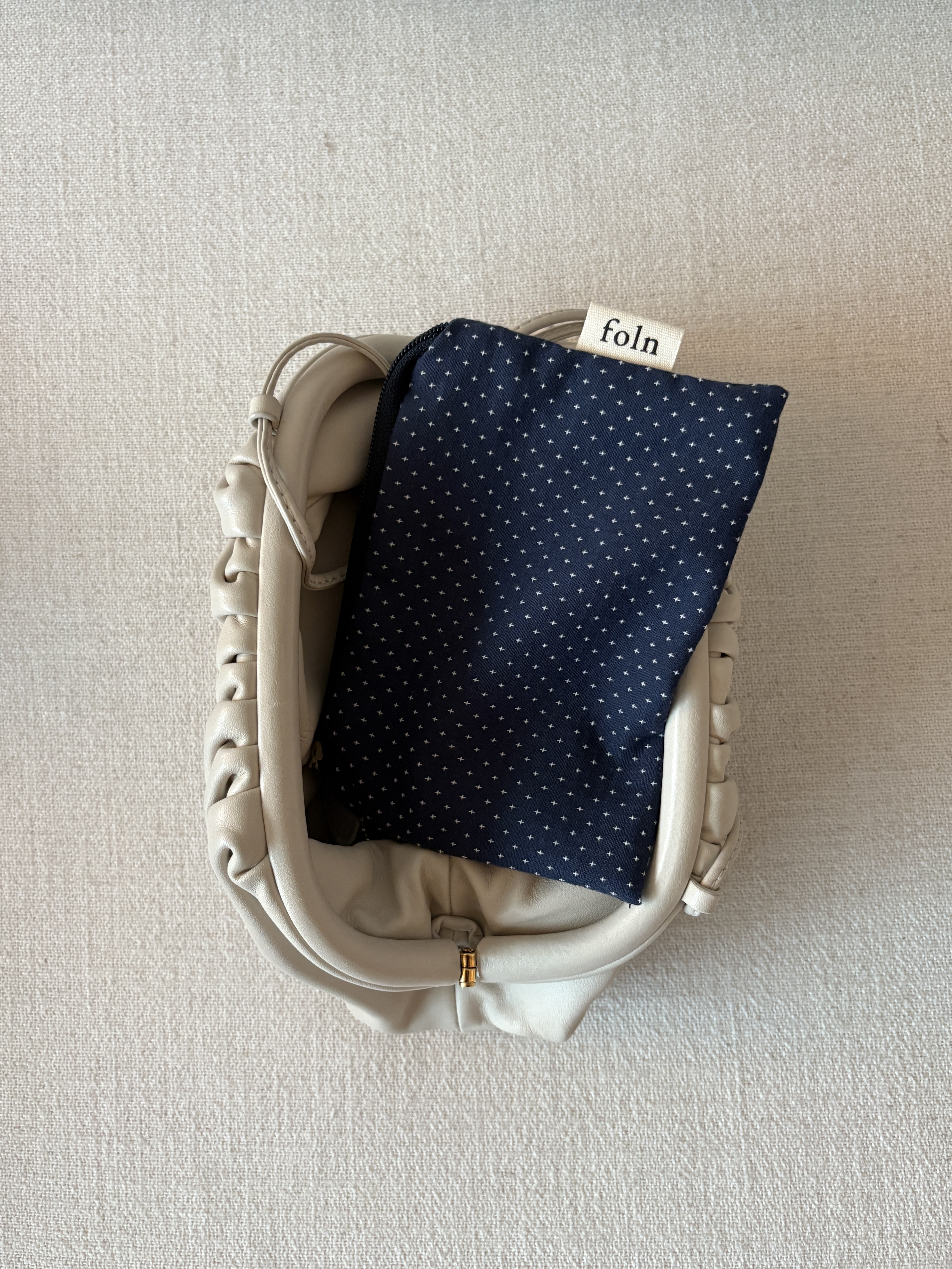 midnight pouch / indigo
