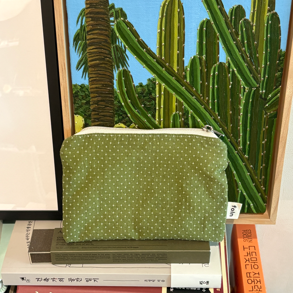 midnight pouch / matcha