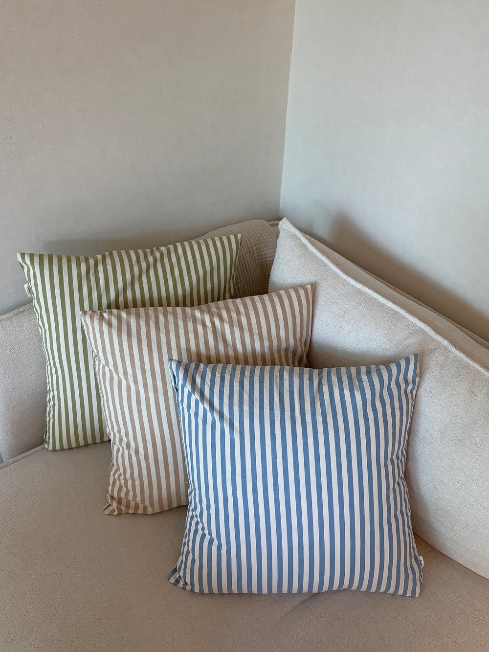 dawn cushion cover