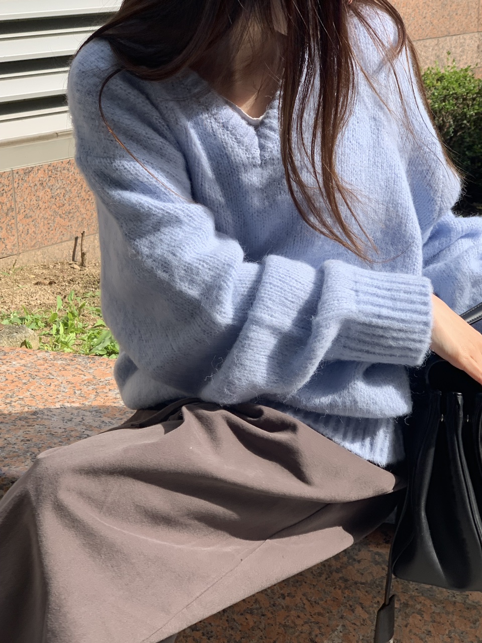 파우 브이넥 알파카 브러시 니트 (4color) 254