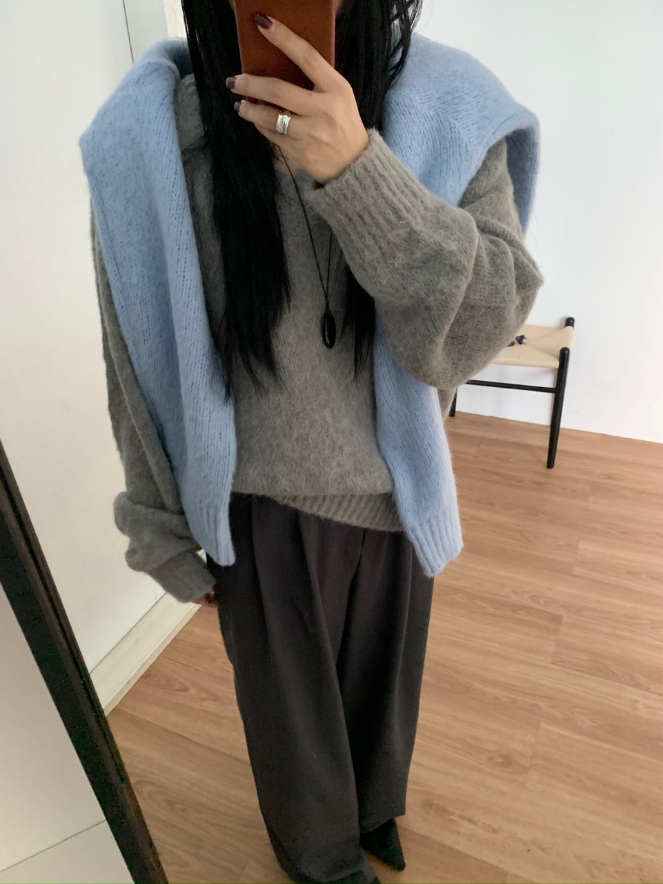 파우 브이넥 알파카 브러시 니트 (4color) 254