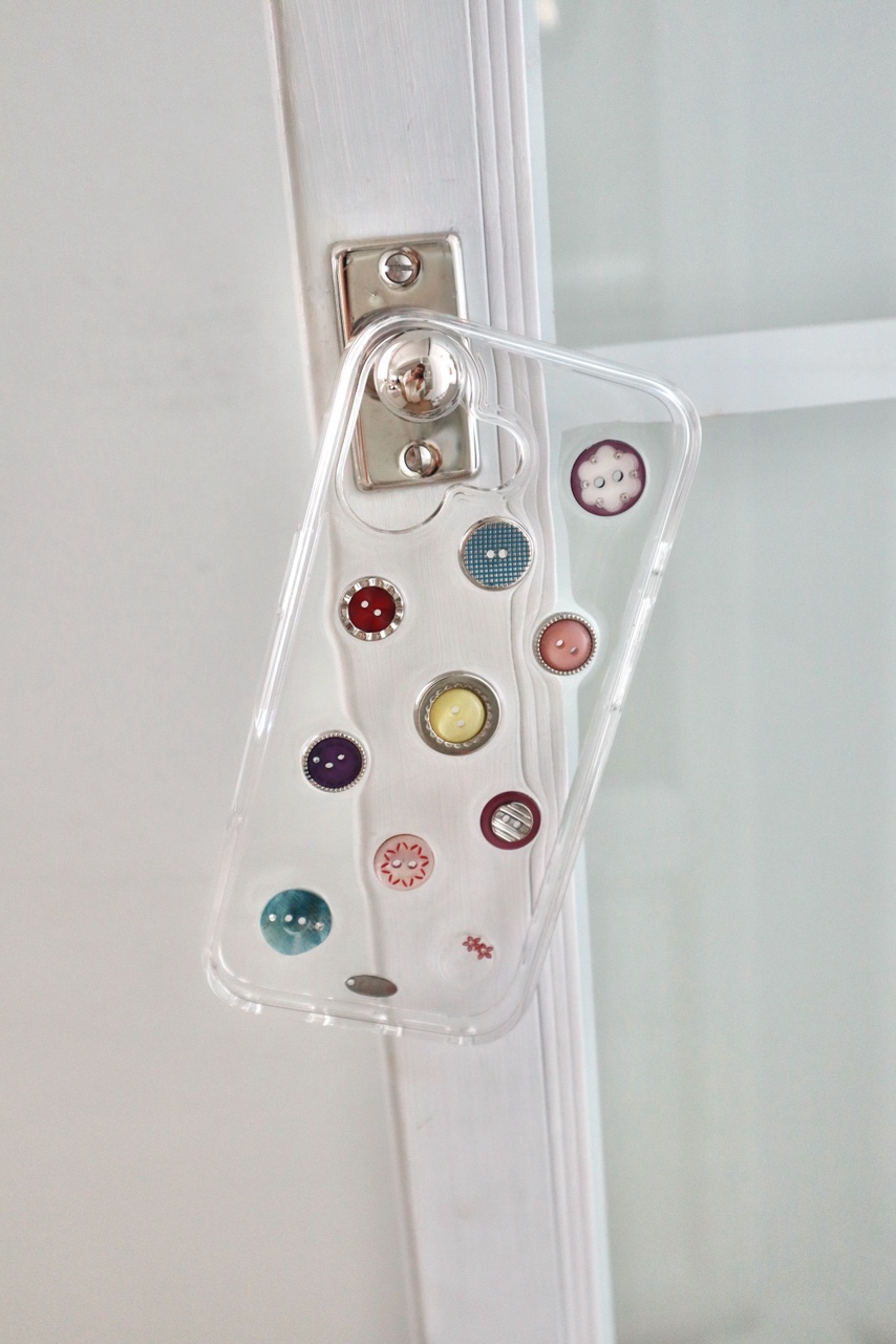 Button case 02 vintage love