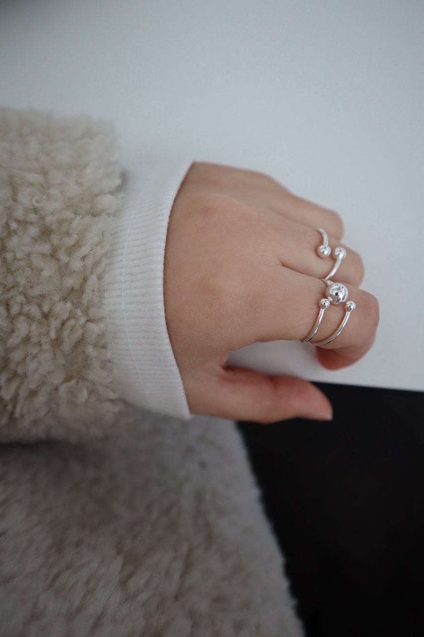 Poin line ring • silver925