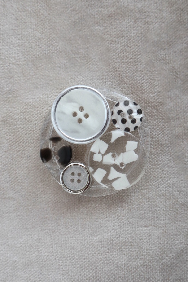 Button tok 02
