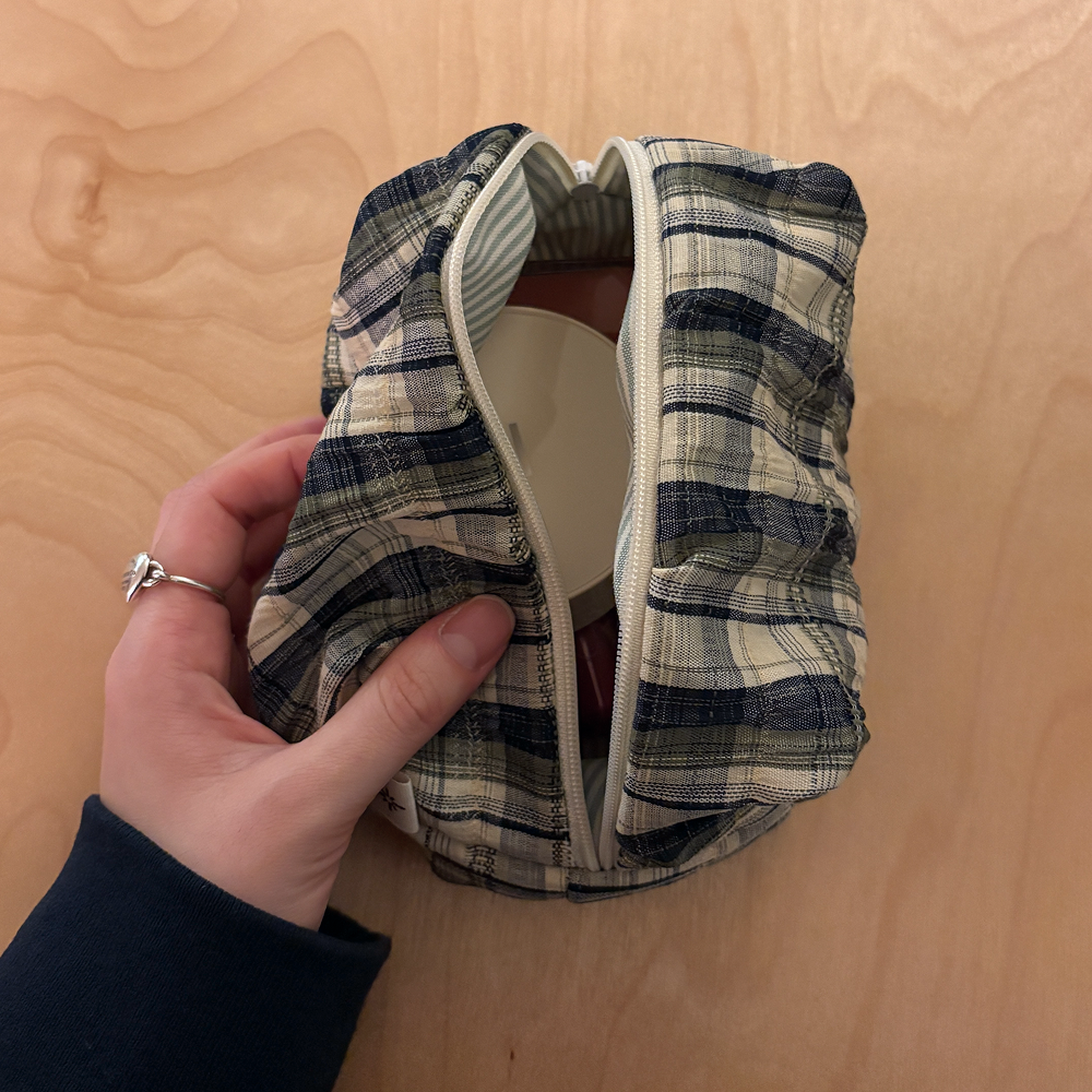 windermere pouch