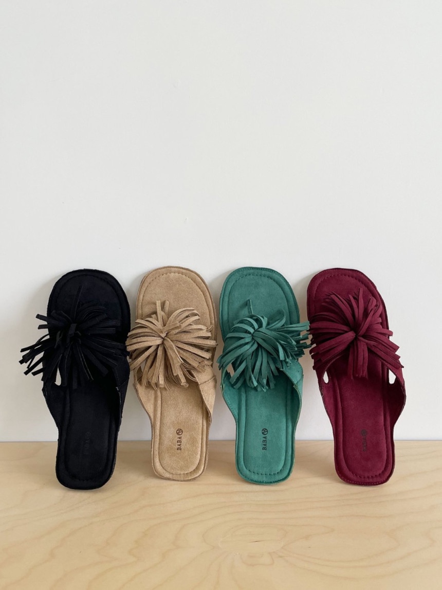 Suede tassel slippers