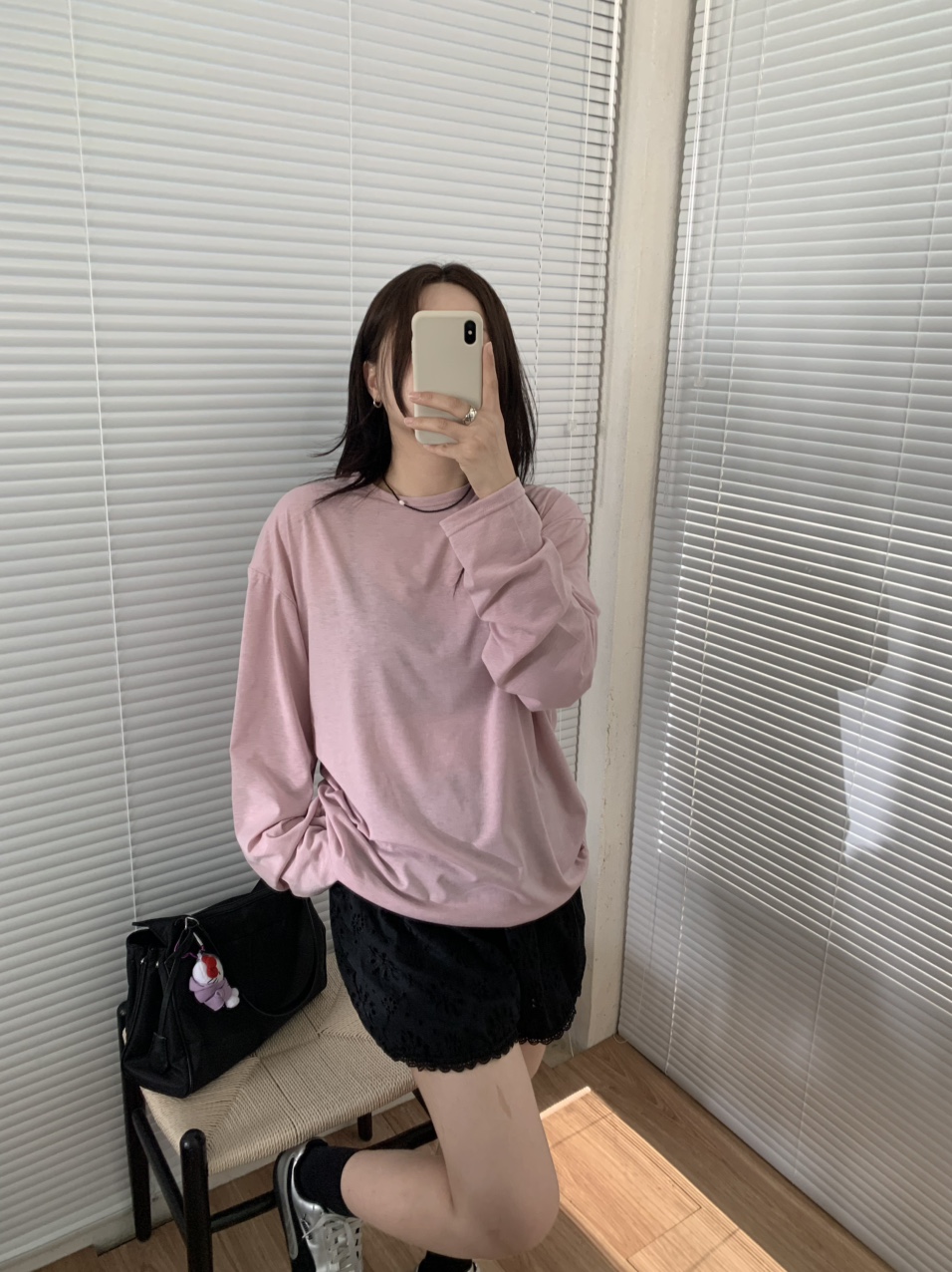 로비 담수진주 포인트 무광 블랙 비즈 데일리 목걸이 (2col) / 로웰샵