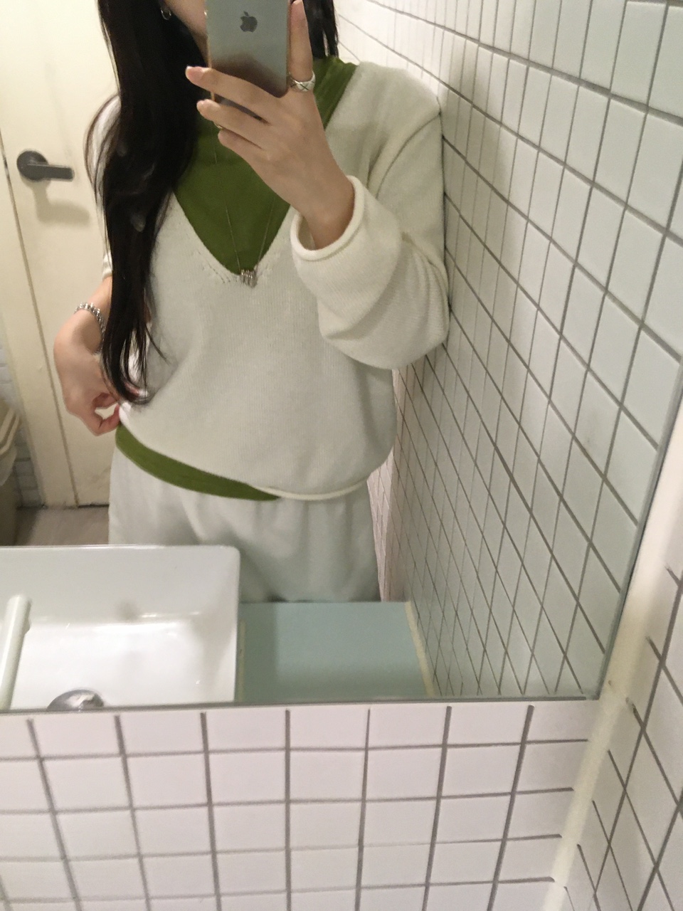 카디 라운드 기본 심플 넉넉핏 반팔 티셔츠 / 로웰샵