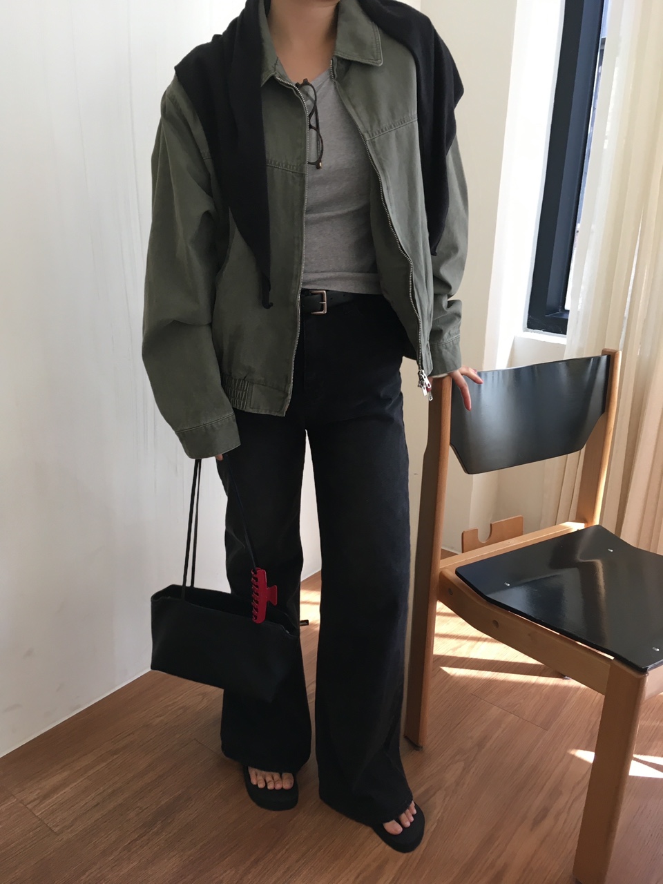 솔드 흑청 스판 슬림핏 부츠컷 데님 팬츠 (s-l) / 로웰샵