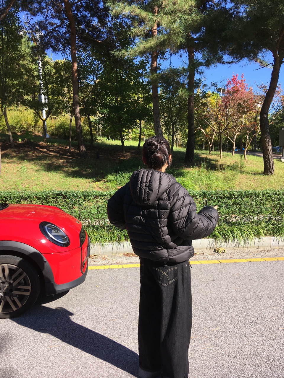 데크 남녀공용 오버핏 스트링 후드 크롭 경량 패딩 (3col)